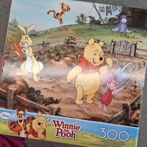 New Disney Winnie the Pooh 300 Piece Puzzle